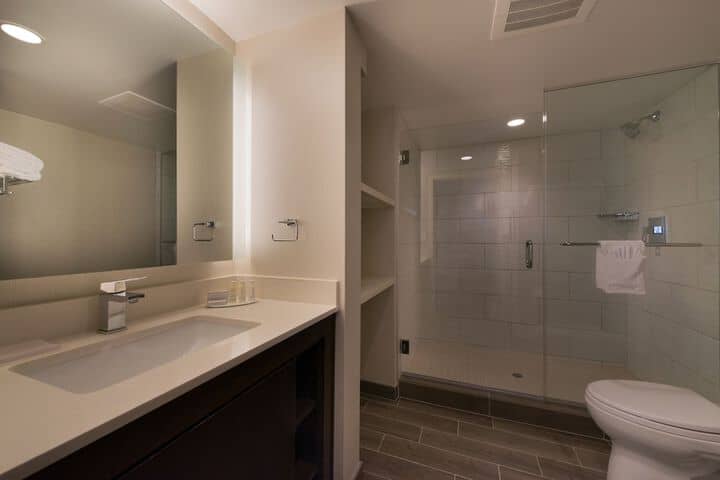 Bathroom amenities